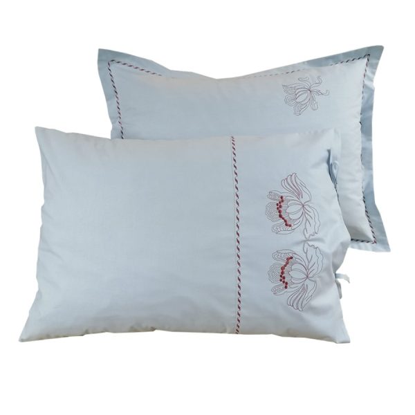 Set lenjerie pat in stil italian 240 x 280 cm, Casa Bucuriei, model Iris, 7 piese, gri/maro, bumbac ranforce 100%, broderie