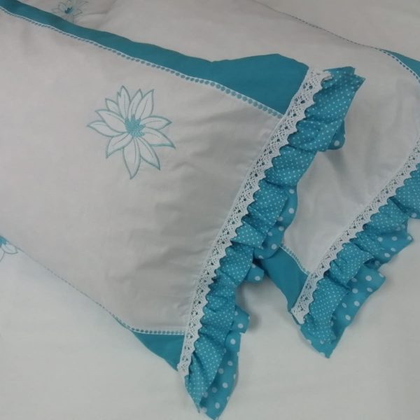 Set 2 Fete de perna brodate 50 x 80 cm, Casa Bucuriei, model Cristina, albastru/alb, bumbac 100%, doua fete