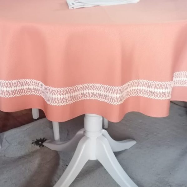 Set Fata de masa ovala 140 x 240 cm si 12 servetele brodate, Casa Bucuriei, model Elegance, somon