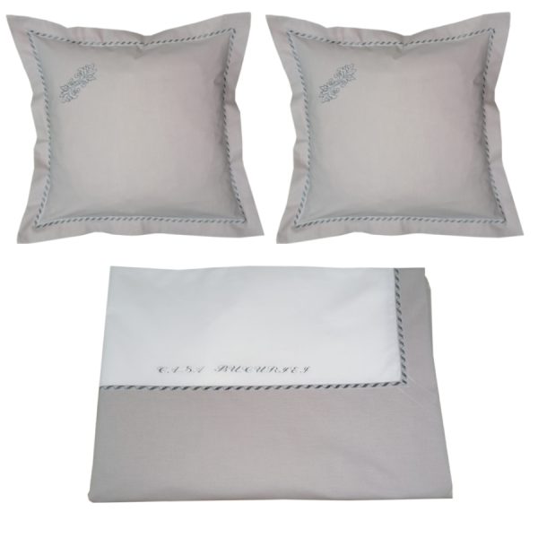 Set Lenjerie pat 250 cm x 270 cm, Casa Bucuriei, model Baroc, 3 piese, gri/alb, bumbac natural 100%, brodata