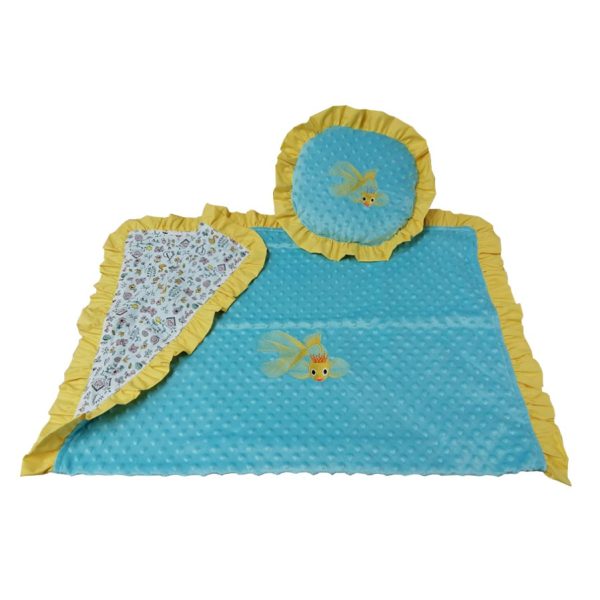 Set copii, fata dubla, broderie si volane, bleu turcoaz/galben, plus minky si muselina din bumbac 100%, 1 x patura 90/120cm si 1 x perna diametru 35cm