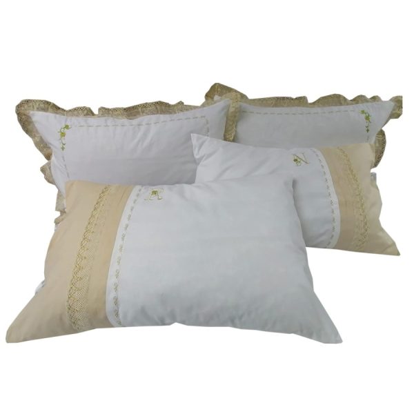 Set 4 Fete perna brodate 50 x 70 cm, Casa Bucuriei, model Dulcis, alb/bej, bumbac percale 100%, doua fete