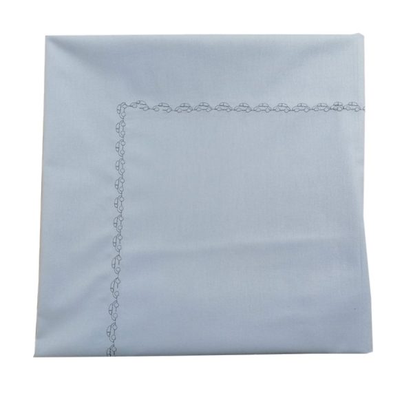 Cearsaf cu elastic pentru pat copii 80 x 160 x 12 cm, Casa Bucuriei, model masinute, albastru deschis, bumbac 100%, 120 cm x 200 cm, chenar brodat