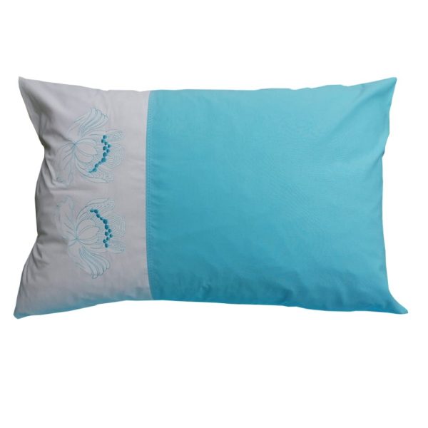 Set 2 Fete perna brodate 50 x 60 cm, Casa Bucuriei, model Iris, albastru deschis/alb, bumbac ranforce 100%, doua fete