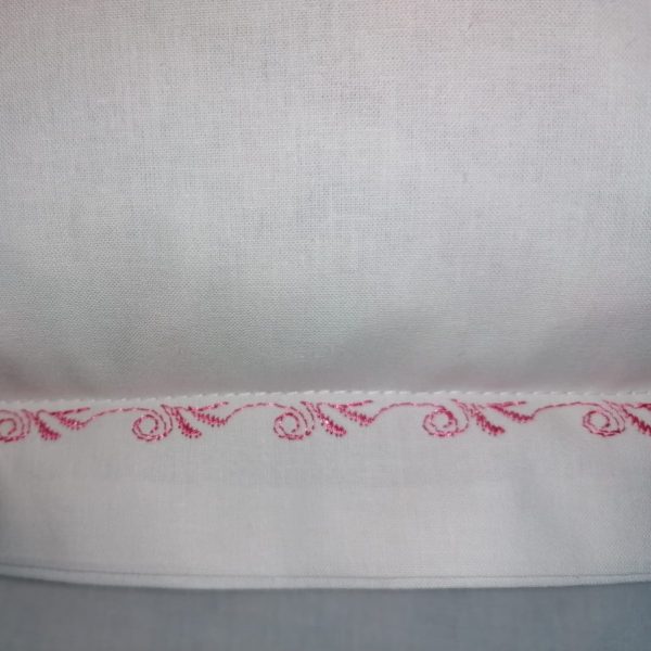 Fata perna decorativa, Casa bucuriei, model Clasic Iris, alb/roz vintage, bumbac 100%, 45 x 45 cm