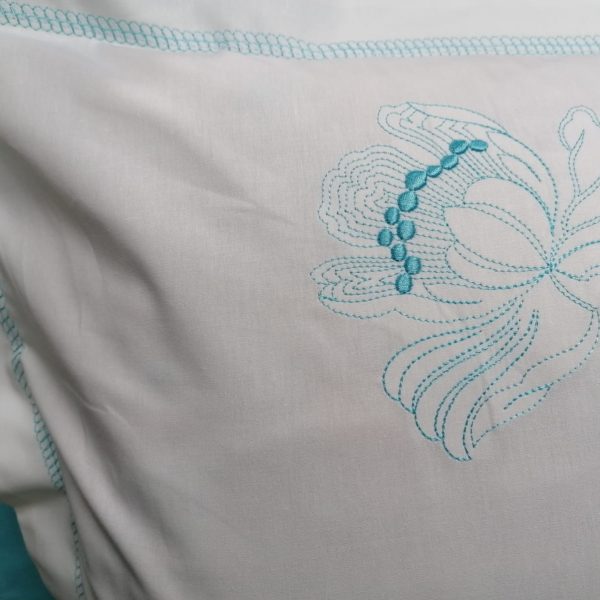 Set fete de perna decorativa Casa Bucuriei, 40 x 40 cm, 2 piese, alb/bleu, bumbac ranforce 100%