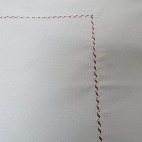 Cearsaf cu elastic pentru saltea 160 cm x 200 cm, Casa Bucuriei, model Elegance, albastru deschis pal/cappuccino, bumbac ranforce 100%