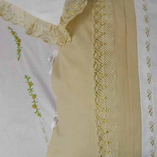 Set lenjerie pat brodata 280 x 300 cm, Casa Bucuriei, model Dulcis, 6 piese, alb/bej, bumbac percale100%, marime pilota 230 x 250 cm