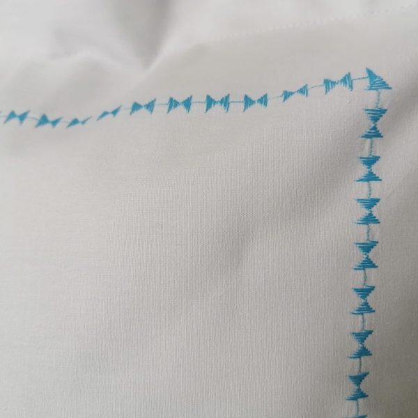 Set 2 x Fata de perna 80 cm x 80 cm, Casa Bucuriei, model Fluturi, alb, Bumbac 190g/m2