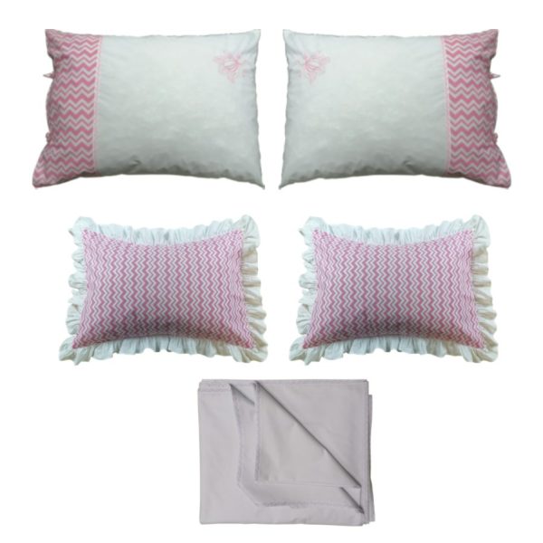 Set lenjerie pat 1x cearsaf pat, 2 x Husa perna brodata si 2 x Husa perna volane, Lucy, bumbac ranforce 100%, alb/roz, 280/260, 50/70