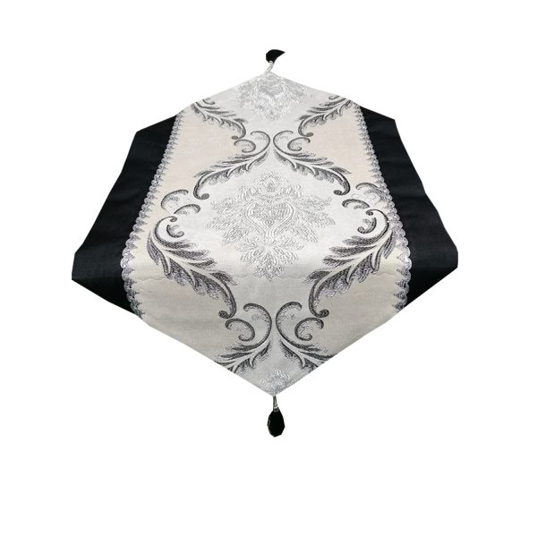 Traversa de masa Casa Bucuriei, model Baroc, argintiu/negru, 40 x 85 cm