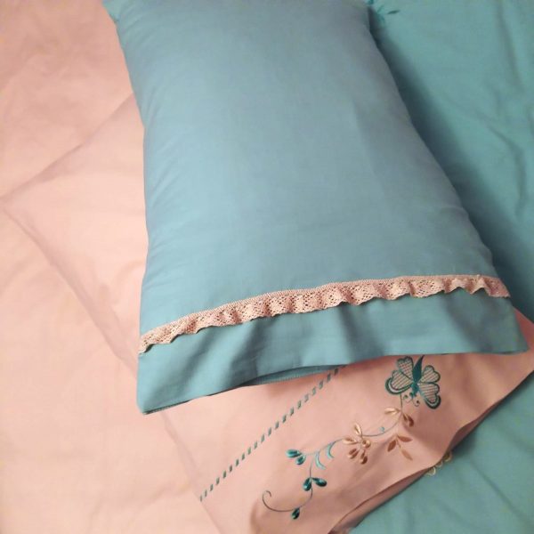 Set Husa pilota 220 x 240 cm si 4 fete de perna, Casa Bucuriei, model Delight, 5 piese, bej/albastru turcoaz, bumbac organic lux 100%