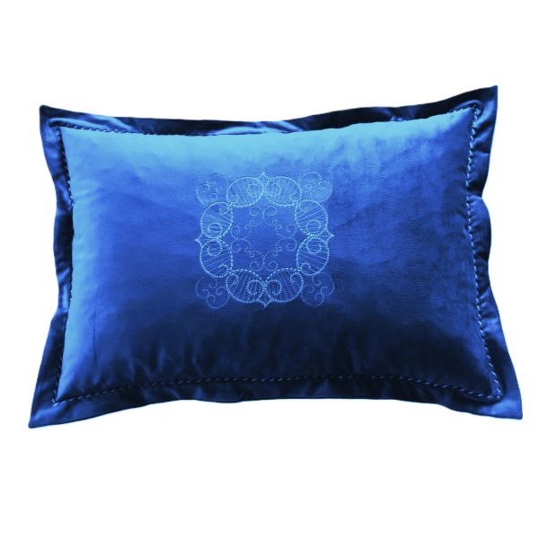 Set 2 x Fata de perna decorativa brodata, 60 cm x 60 cm, Casa Bucuriei, model Mandala, albastru royal, catifea